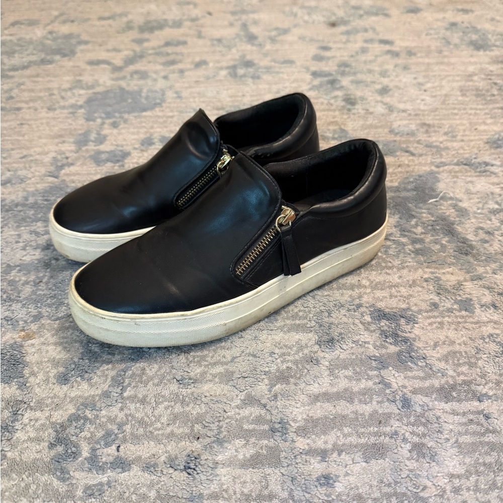 Black Steve Madden slip on sneakers